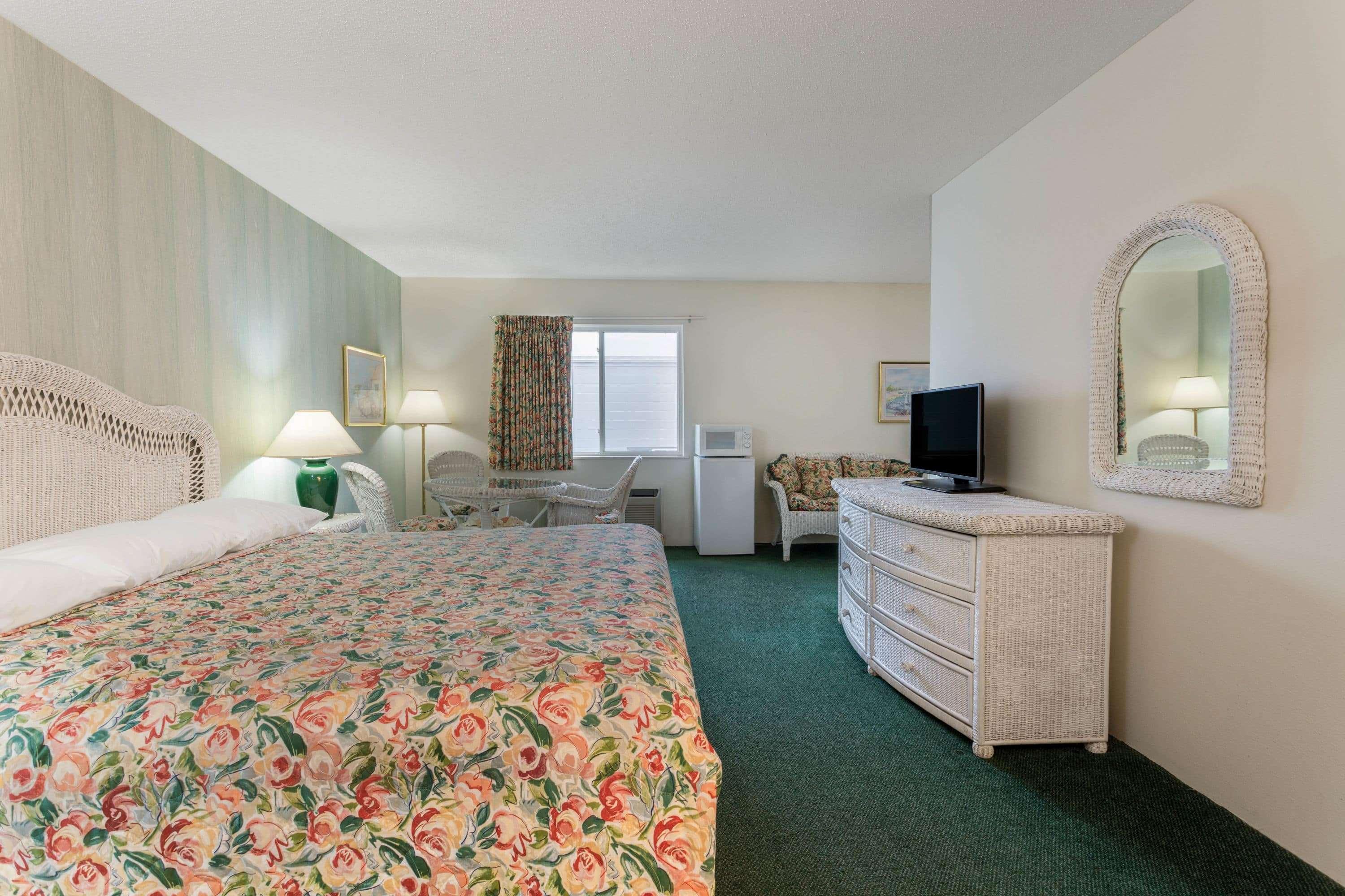 Hotel Super 8 By Wyndham Reedsburg Esterno foto