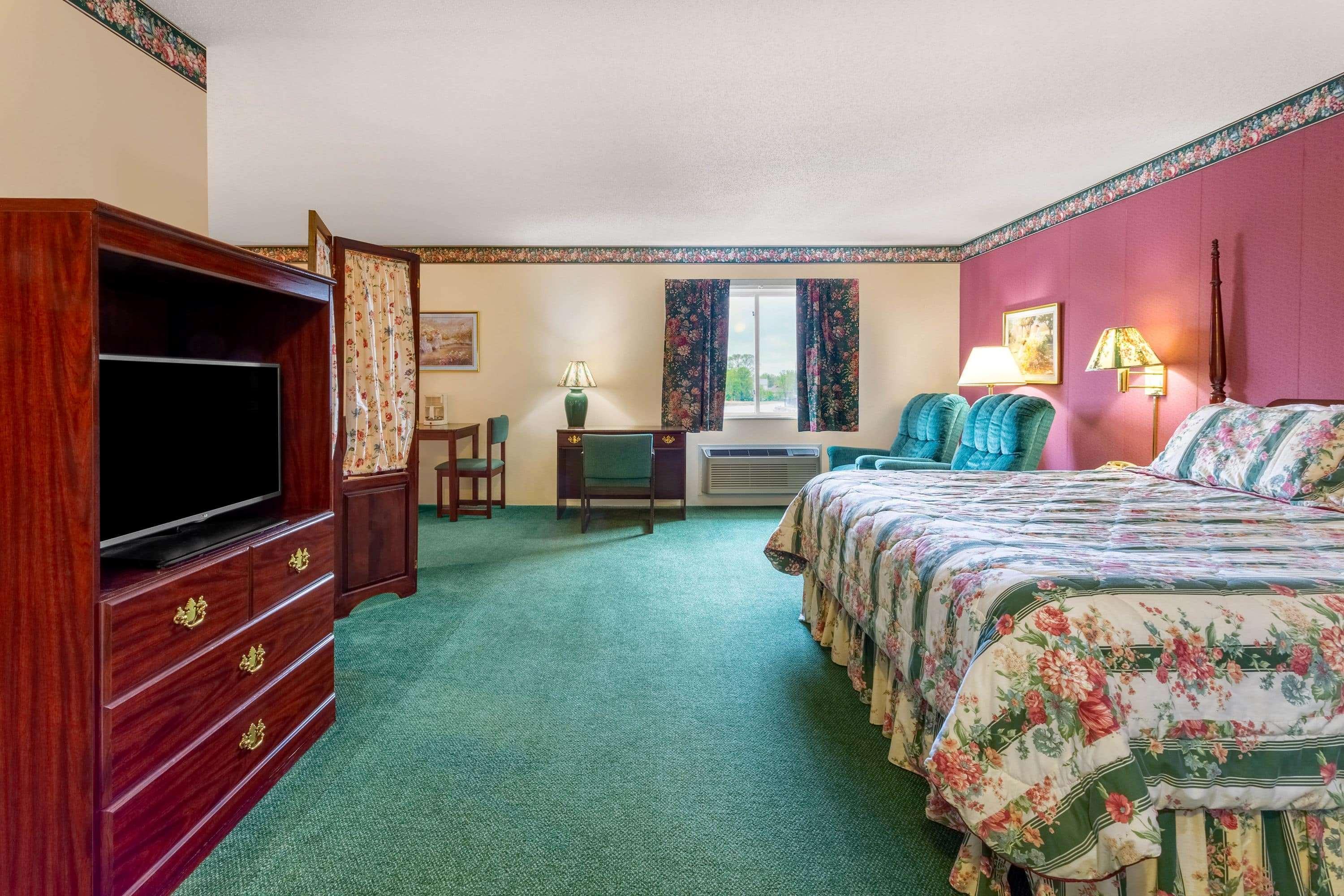 Hotel Super 8 By Wyndham Reedsburg Esterno foto