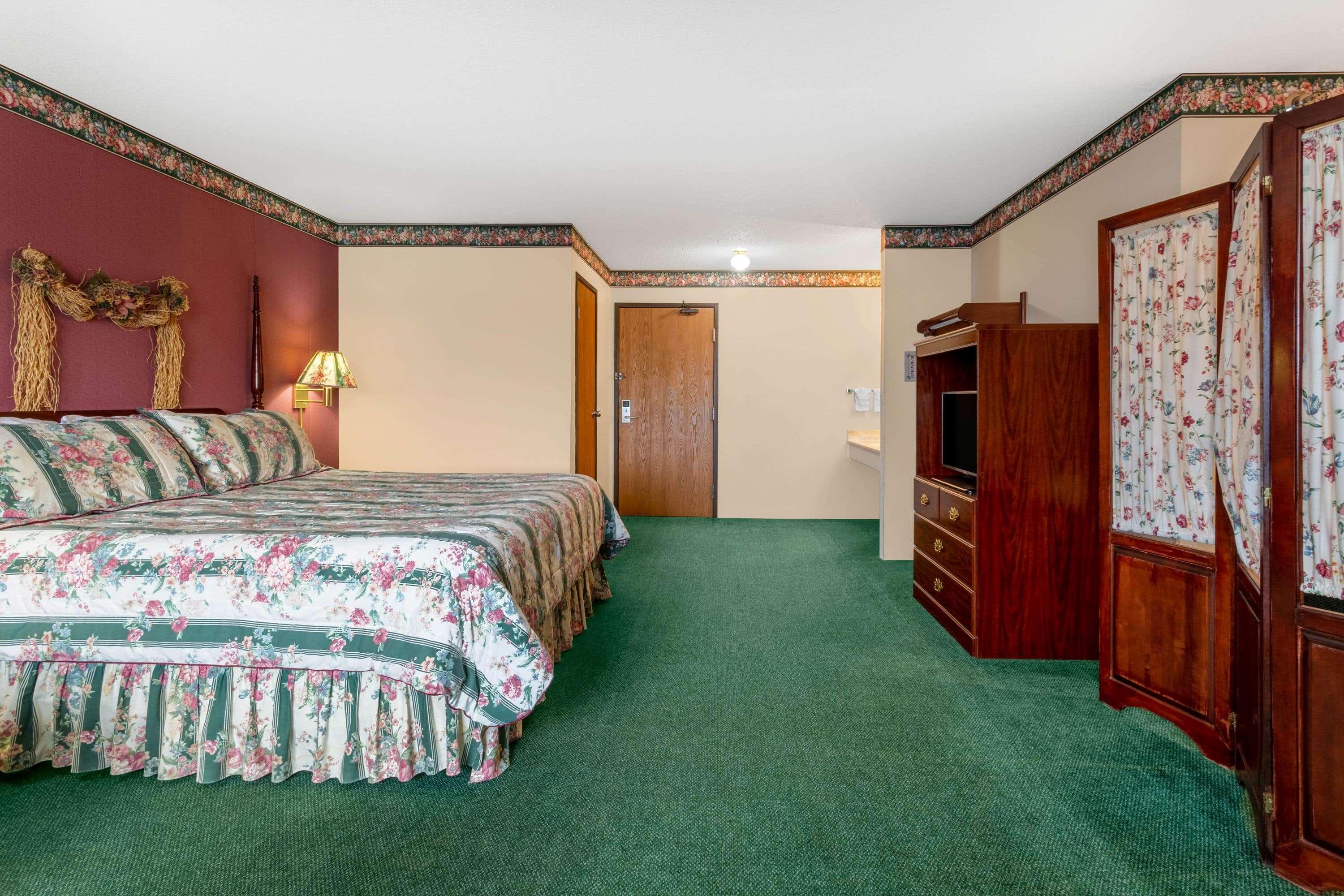Hotel Super 8 By Wyndham Reedsburg Esterno foto